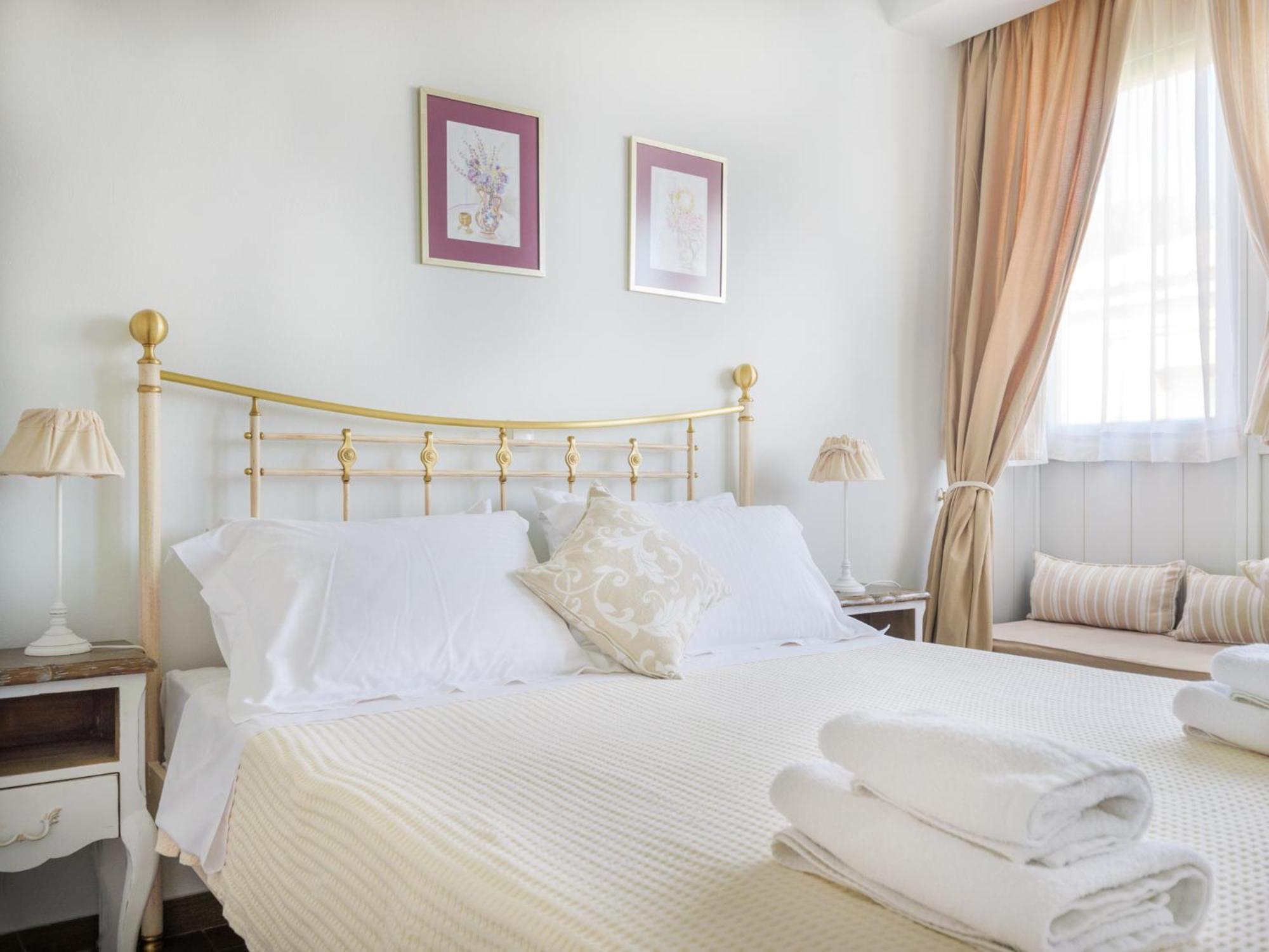 Heliades Maisonettes 米蒂姆纳 外观 照片